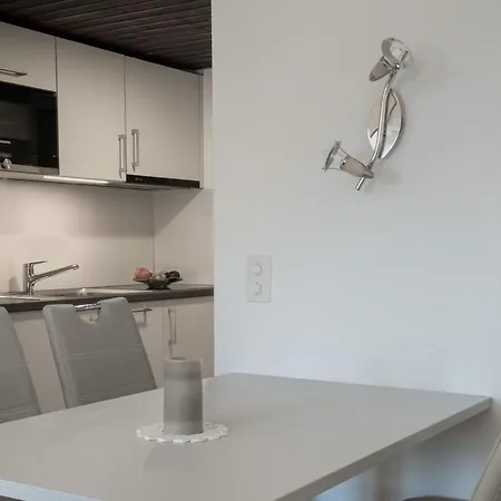 Lejlighed Zurschmitten 12 1- Ug Sued By Interhome Riederalp